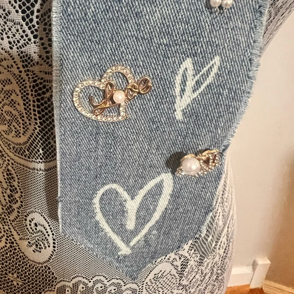 Denim Heart and Bow Embellished tie necklace - Picture 4 of 5
